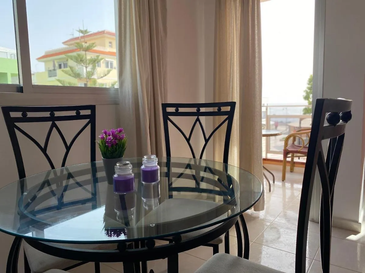 Seaside Apartment With Balcony Las Galletas Spanien